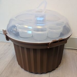 Fox Run Cupcake Carousel, Brown